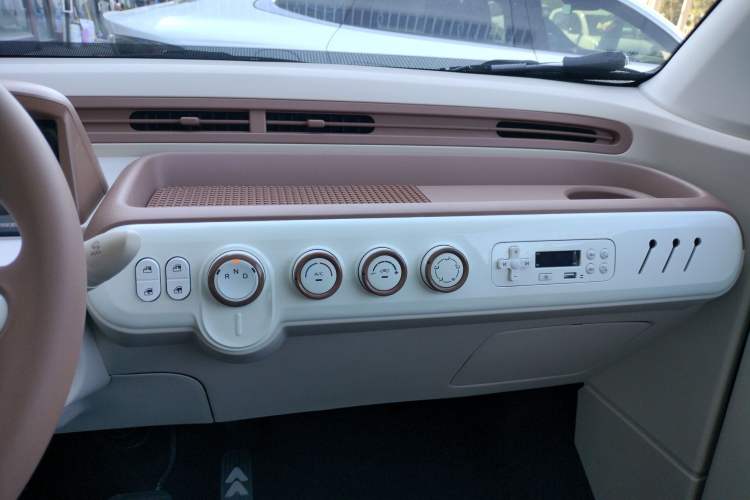 Used Bestune Pony 2026 222km Colorful Horse