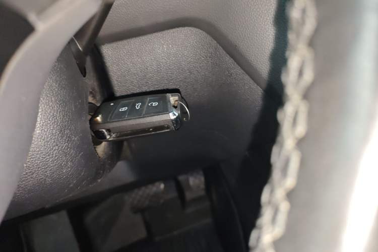 Used Volkswagen Tiguan 2018 330TSI All-Wheel-Drive Innovation Model Vehicle Key