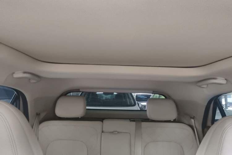 Used ORA Good Cat 2021 400km Standard Range Athena Edition Lithium-Ion Battery Headliner