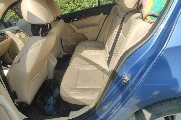 Used Volkswagen Lavida 2013 1.4TSI DSG Comfort Edition Left Rear Seat