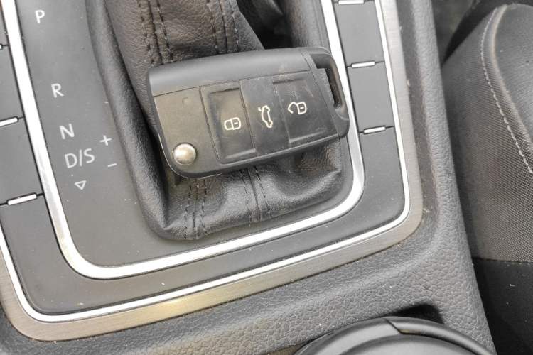 Used Volkswagen Golf 2015 1.4TSI Automatic Luxury Model