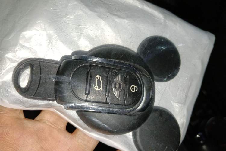 Used MINI 2016 1.5T COOPER Pioneer Edition Five-Door Model
