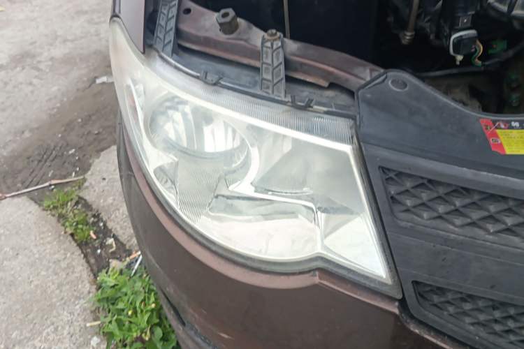 Used Wuling Hongguang 2015 1.2L S Base Model China V Standard Right Front Headlight