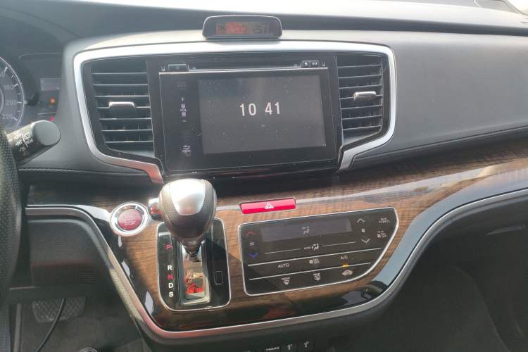 Used Honda Odyssey 2015 Updated Version 2.4L Smart Edition
