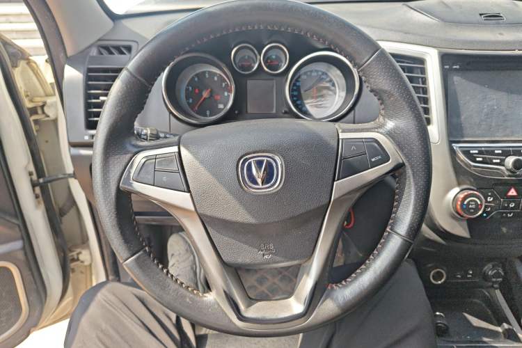 Used Changan CS35 2012 1.6L Manual Luxury Model China IV Standard

