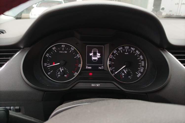 Used Skoda Octavia 2017 1.6L Manual Smart Drive Edition