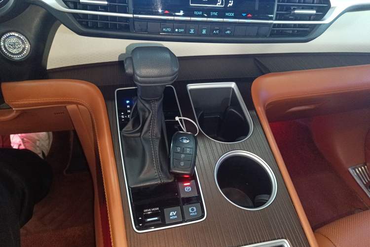 Used Toyota SIENNA 2021 2.5L Hybrid Comfort Edition
