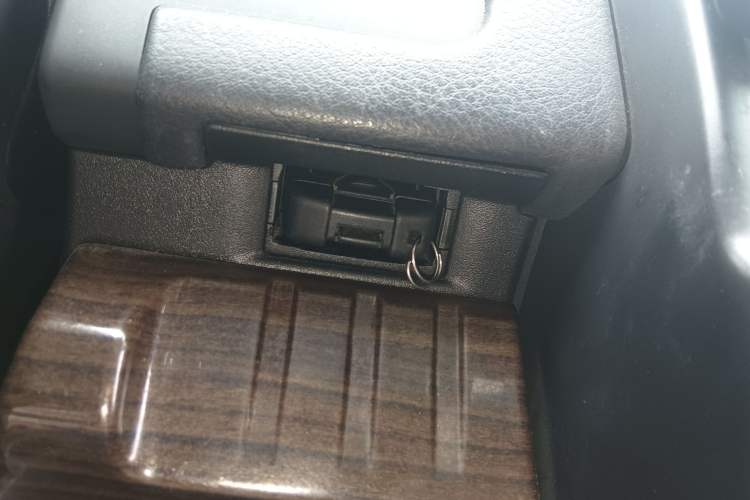 Used Land Rover Freelander 2 2012 2.0T Si4 SE Gasoline Version
