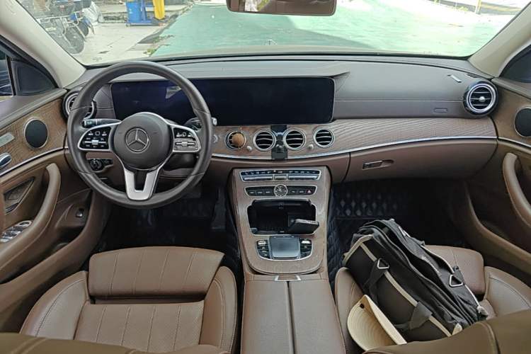 Used Mercedes-Benz E-Class 2019 E 200 L

