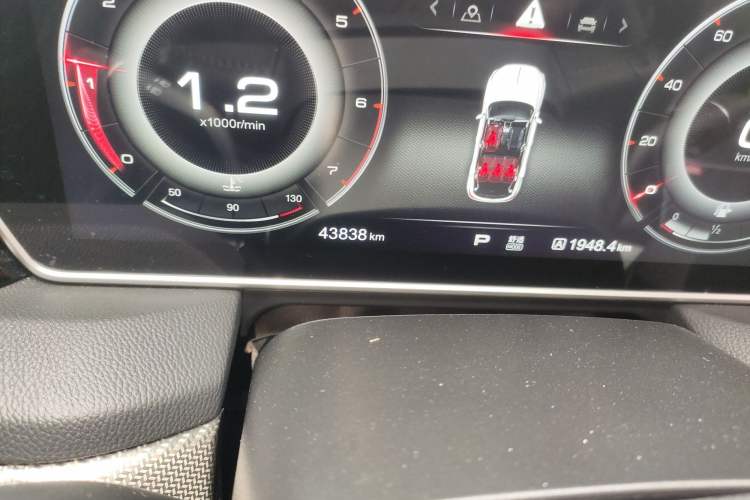 Used Hongqi HS5 2019 2.0T Smart Connect Flagship All-Wheel-Drive Version
