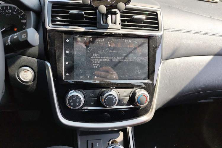 Used Nissan Tiida 2021 1.6L CVT Smart Drive Edition
