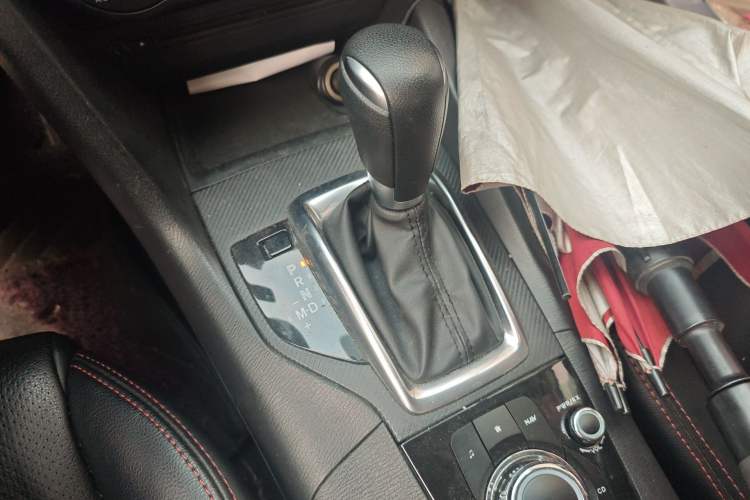 Used Mazda 3 Axela 2016 Sedan 1.5L Automatic Comfort Model Gear Lever