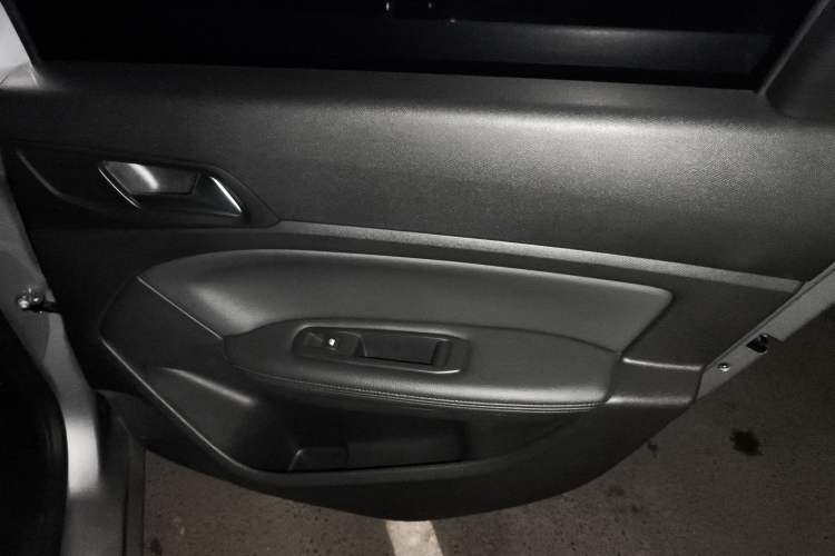 Used Peugeot 308 2018 1.6L Manual Fashion Edition