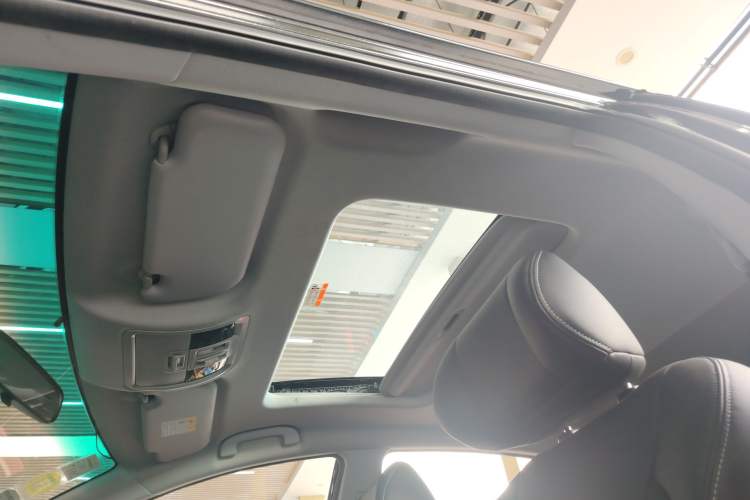 Used Luxgen U6 SUV 2015 1.8T Fashion Edition
