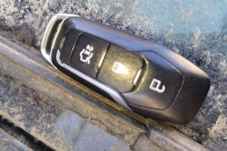 Used Ford Edge 2015 2.0T GTDi Two-Wheel-Drive Elite Edition
