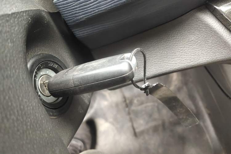 Used FORTHING Lingzhi 2023 M5L 1.6L Base Model 7 Seats