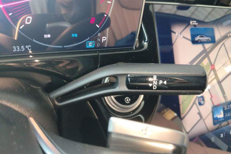 Used Mercedes-Benz E-Class 2025 Facelift E 300 L Luxury Edition Gear Lever