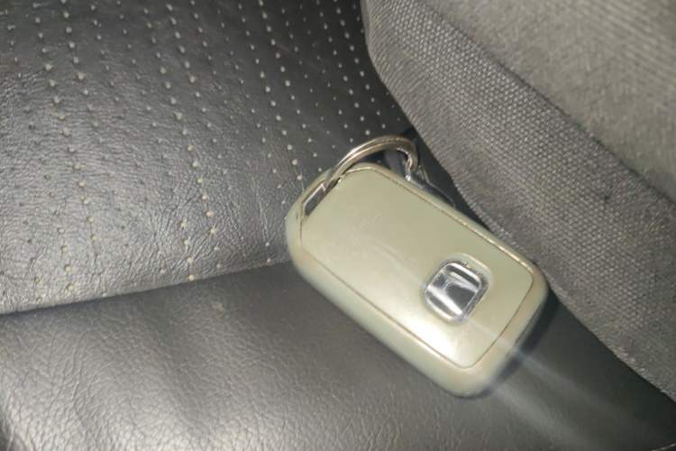 Used Honda Jade 2014 1.8L CVT Luxury Edition 5 seats
