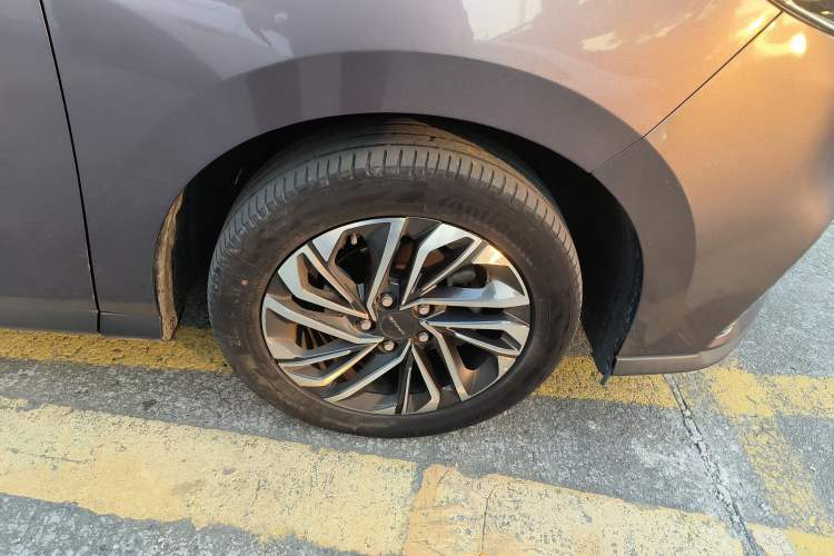 Used SAIC MAXUS G50 2019 1.5T Automatic Luxury Edition China VI Standard
