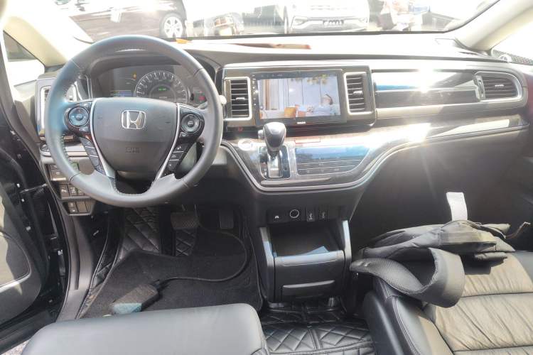Used Honda Elysion 2019 2.0L Hybrid Luxury Edition