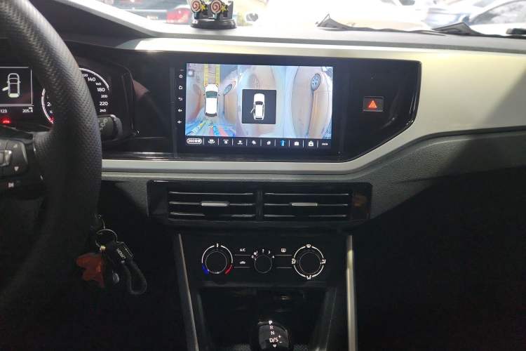 Used Volkswagen Polo 2019 Plus 1.5L Automatic Colorful Technology Edition Audio And AC Panel