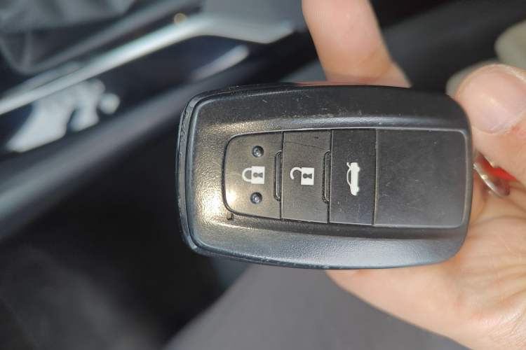 Used Toyota Corolla 2022 Dual-Motor 1.8L E-CVT Pioneer Edition
