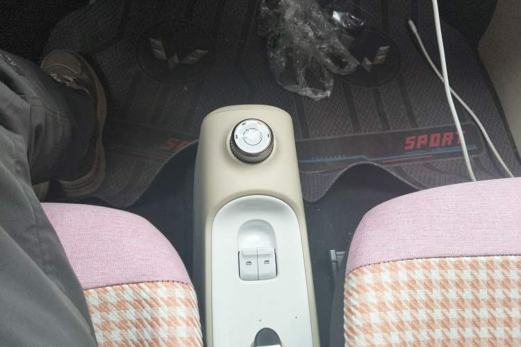 Used Wuling Hongguang MINIEV 2024 3rd Generation 215km Youth Edition