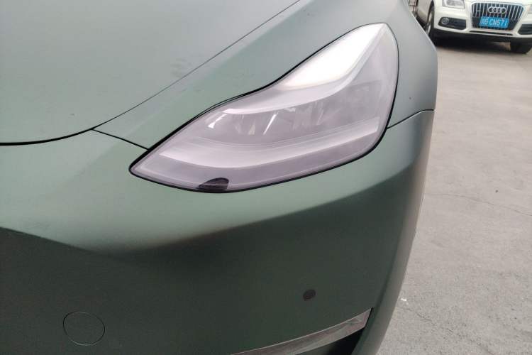 Used Tesla Model Y 2021 Long-Range All-Wheel-Drive Version 3D7