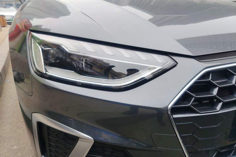 Used Audi A4L 2022 40 TFSI Fashion Dynamic Model
