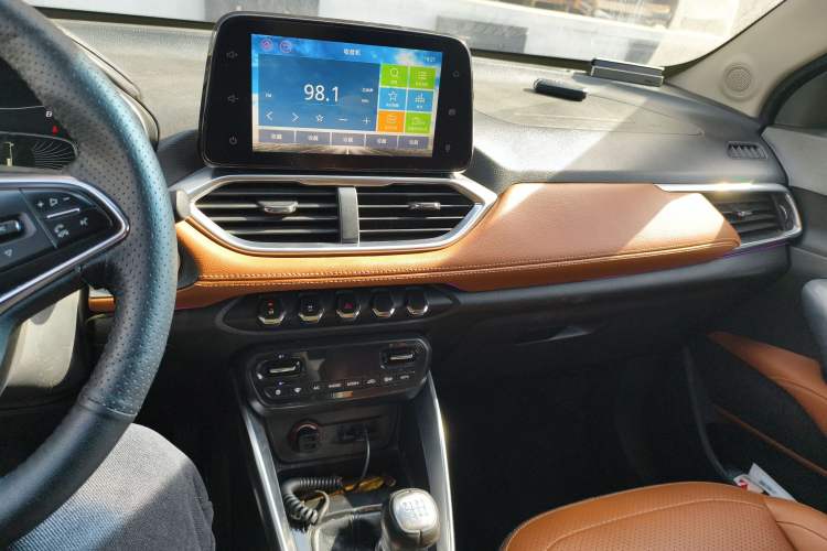 Used Baojun 510 2017 1.5L Manual Luxury Model