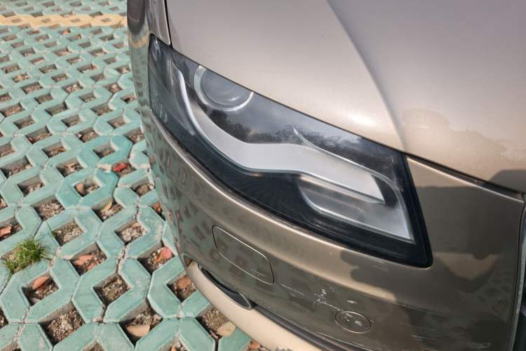 Used Audi A4L 2011 2.0 TFSI Standard Model Right Front Headlight