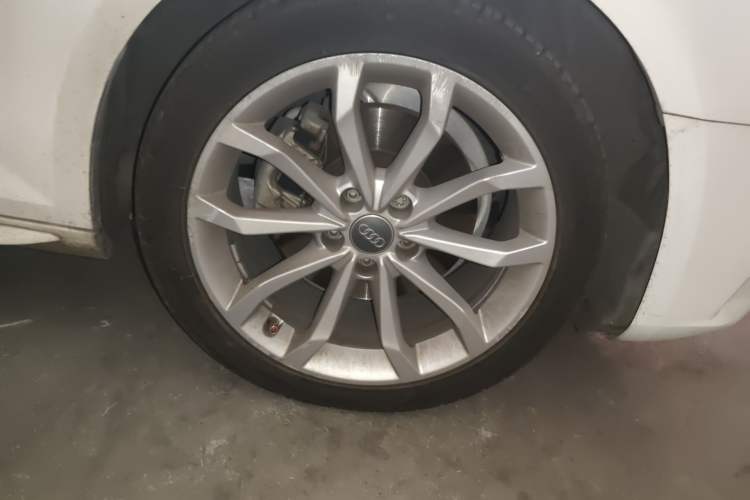 Used Audi A4L 2018 30th Anniversary Edition 40 TFSI Fashion Model