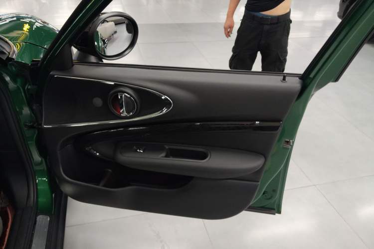 Used MINI Clubman 2022 Facelift 1.5T COOPER Connoisseur