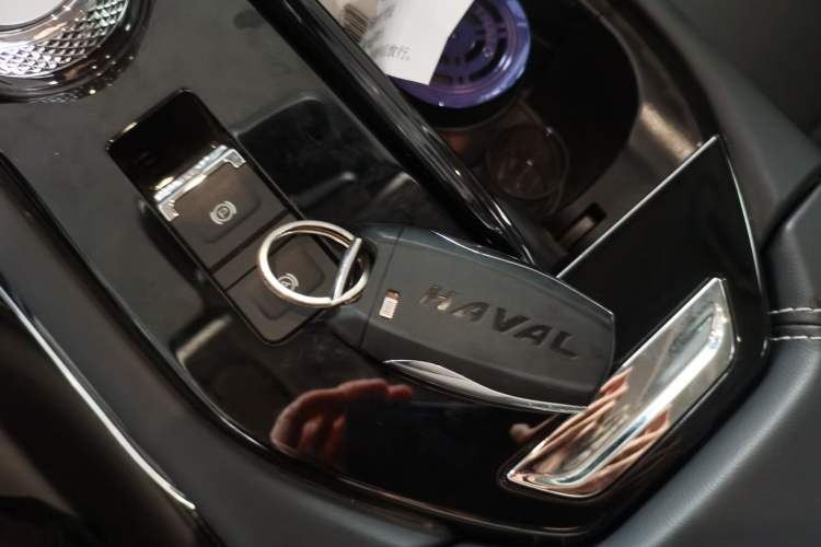 Used Haval H6 2024 1.5T Two-Wheel-Drive Classic Edition