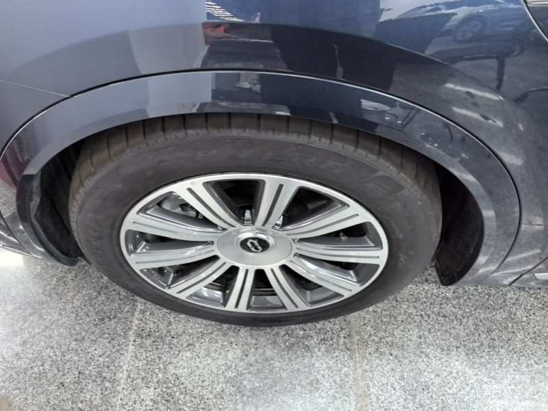 Used Hima AITO M8 2025 Extended-Range Ultra Version 53.4 kWh 6-Seater Edition — 22