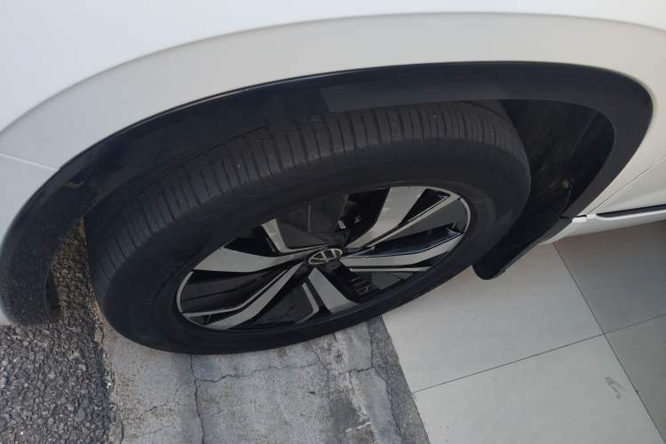 Used Volkswagen Tayron GTE Plug-in Hybrid 2022 1.4T Luxury Edition Exterior 4