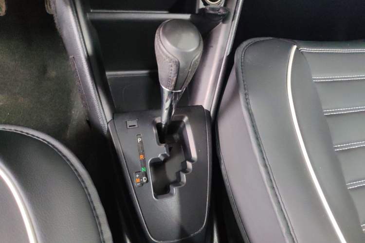 Used Toyota YARiS L Zhi Xuan 2016 Revised 1.5E CVT Charming Edition