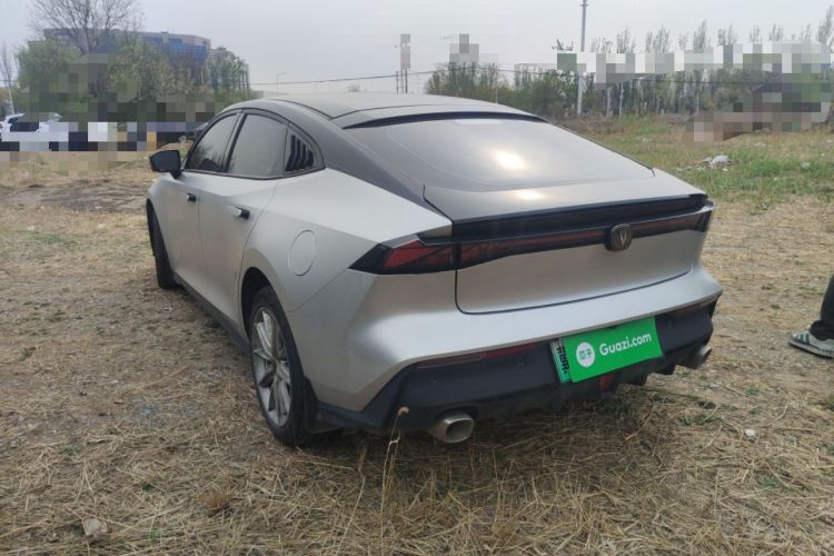 Used CHANGAN UNI-V iDD 2023 Zhidian iDD 1.5T 113km Smart & Fun Version (Rapid Edition) Rear Left 45 Deg