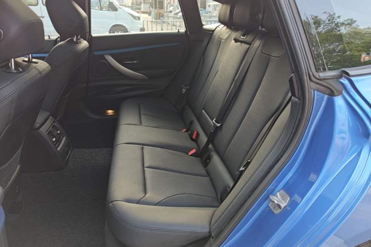 Used BMW 3 Series GT 2017 320i M Sport
