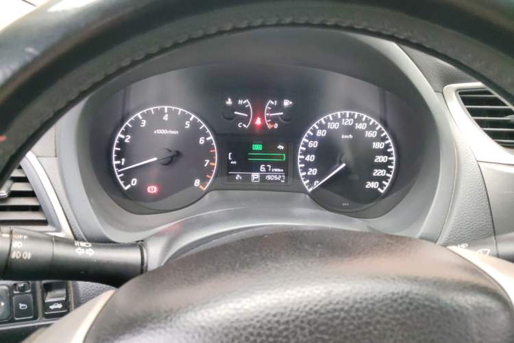 Used Nissan Sylphy 2014 1.6XV CVT Deluxe Edition
