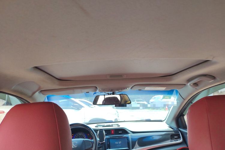 Used Honda Crider 2013 1.8L automatic luxury edition Headliner