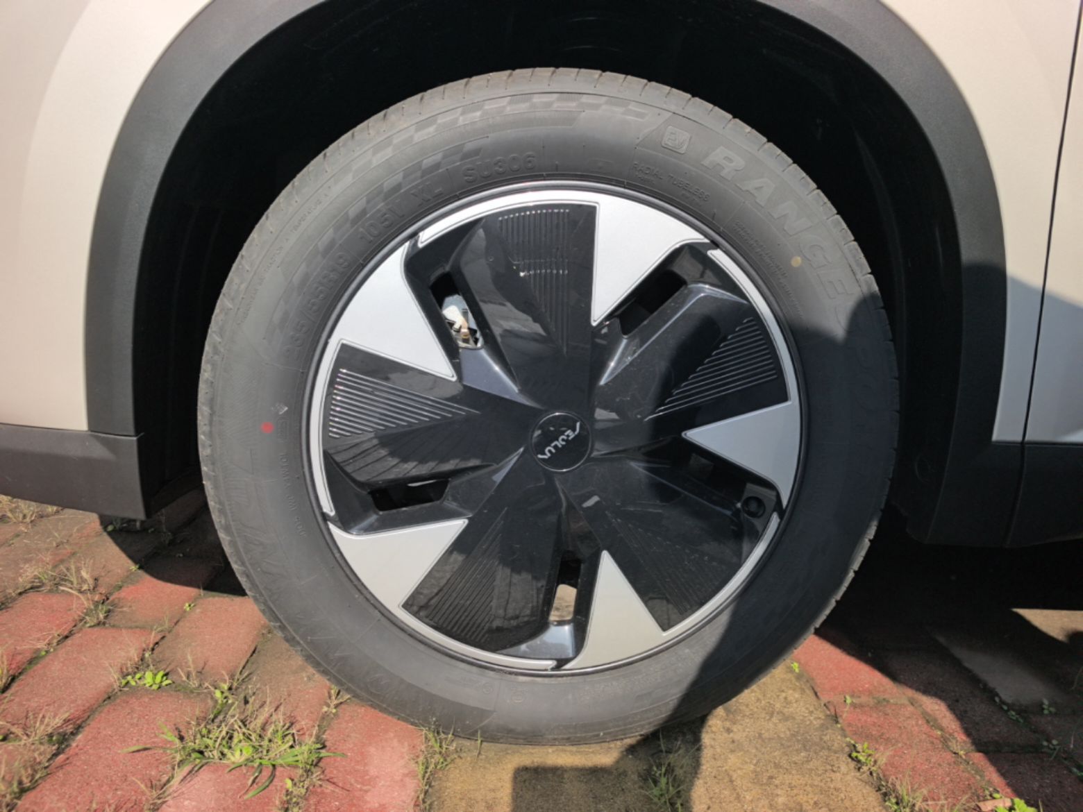 Dongfeng Aeolus L7 New Energy 2025 205 Ultra-Long Range Indulgence Version — снимка 10
