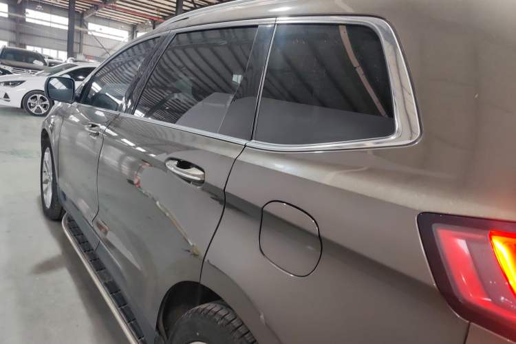 Used Ford Edge 2015 2.0T GTDi Four-Wheel Drive Prestige Model
