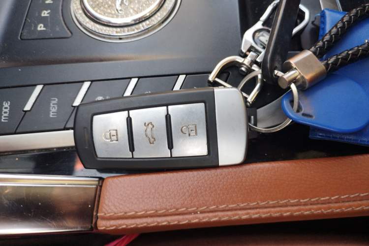 Used Zotye T700 2017 1.8T Dual-Clutch Prestige Model
