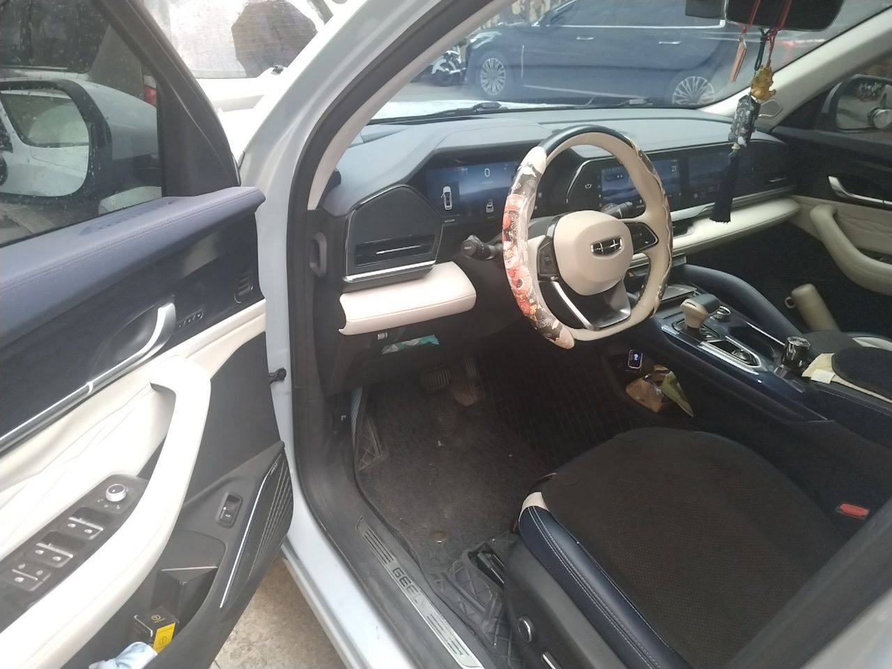 Geely Auto Monjaro L 2022 1.5T Thunder Hi·F Plug-in Hybrid Super Rui — снимка 16