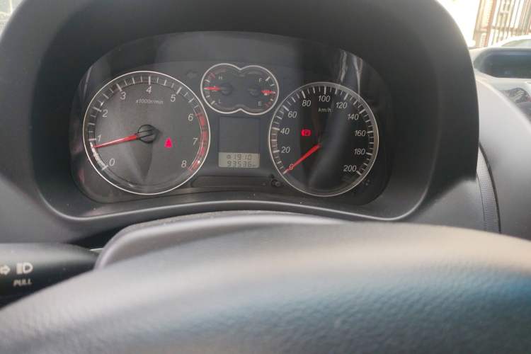 Used Haval H5 Classic 2015 2.0L Manual Two-Wheel Drive Entry-Level Trim Odometer Close Up