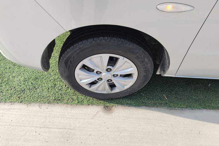 Used JAC Refine M3 2015 Maker Edition 1.6L Luxury Version