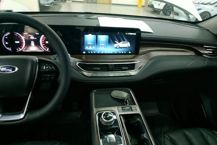 Used Ford Equator 2021 EcoBoost 225 Premier 6-Seater
