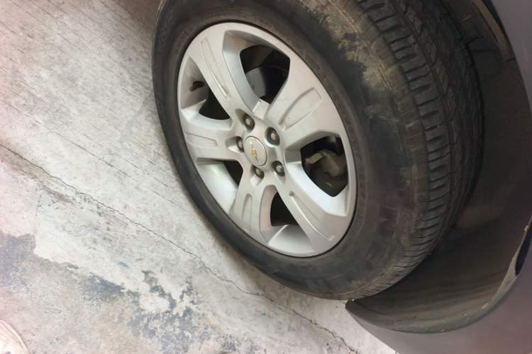 Used Chevrolet Captiva 2015 2.4L Two-Wheel Drive Urban Version 7 Seats