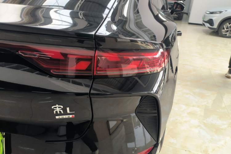 Used BYD Song L EV 2025 Intelligent Driving Version 662 km LiDAR Excellence Edition Exterior 3